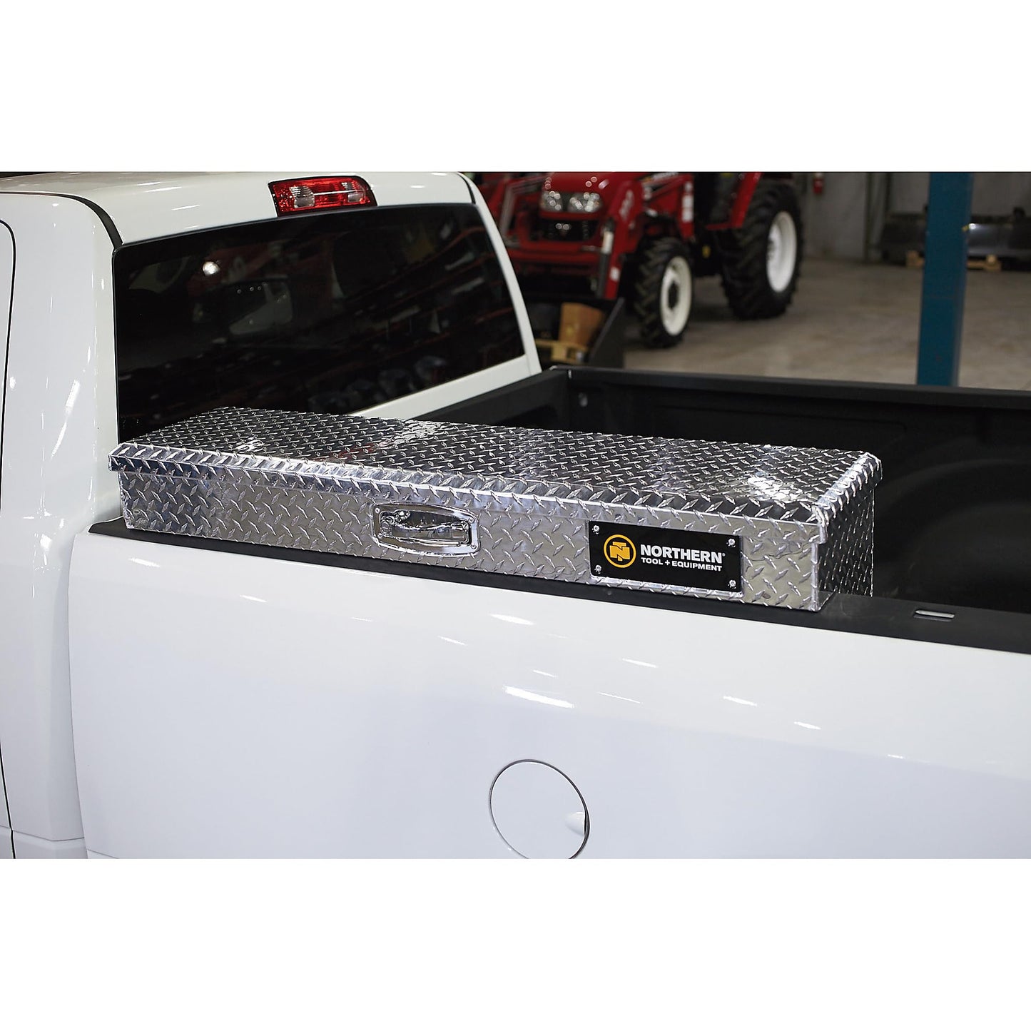 Northern Tool Side-Mount Truck Tool Box - Aluminum, Diamond Plate, Pull Handle Latch, 48in. x 11.5in. x 11in. Model Number 36012757
