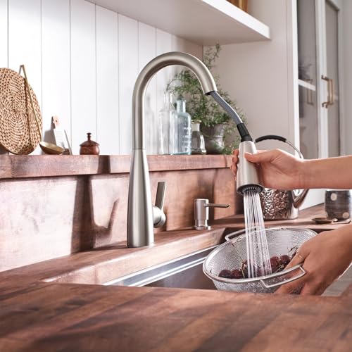 Moen Haelyn Spot Resist Stainless Single-Handle Pull-Down Sprayer Kitchen Faucet Featuring Power Boost for a Faster Clean, Soap Dispenser Included, 87627SRS