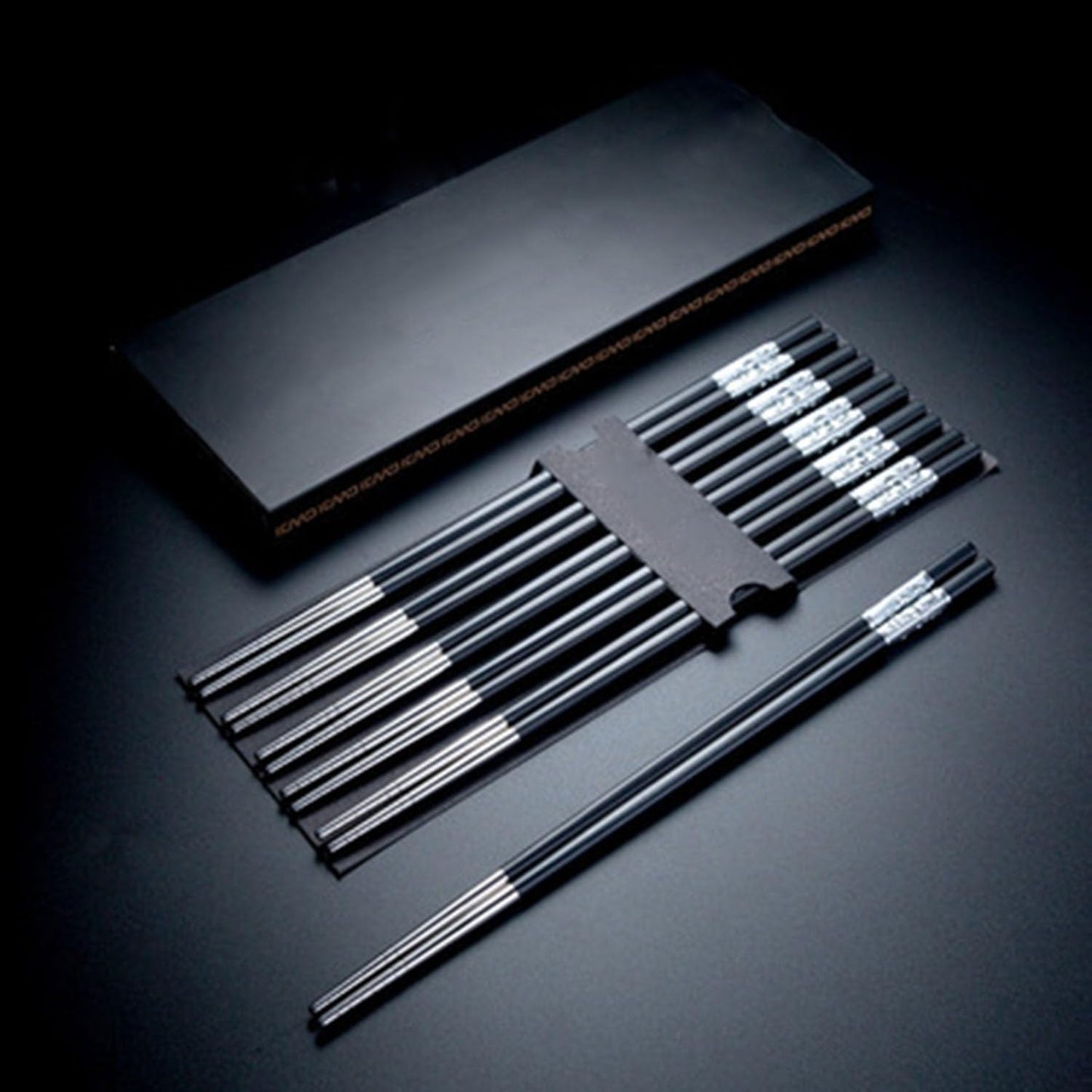 HGRVUTCFI reusable chop sticks chopsticks reusable Stainless Steel Chopsticks 304 Metal Chopsticks Household Non-Slip Chopsticks Silver Iron High-End Chopsticks Can Be Washed in the Dishwasher Suitabl
