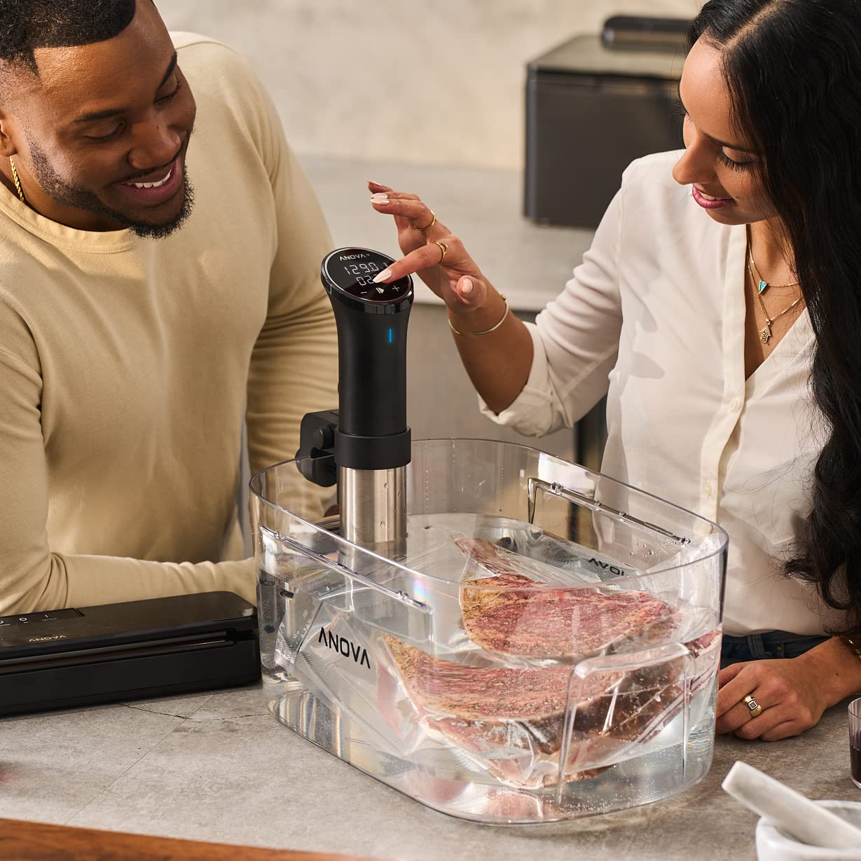 Anova Culinary Sous Vide Precision Cooker 3.0 (WiFi), 1100 Watts & Precision Vacuum Sealer Bags (Pre-cut),Clear