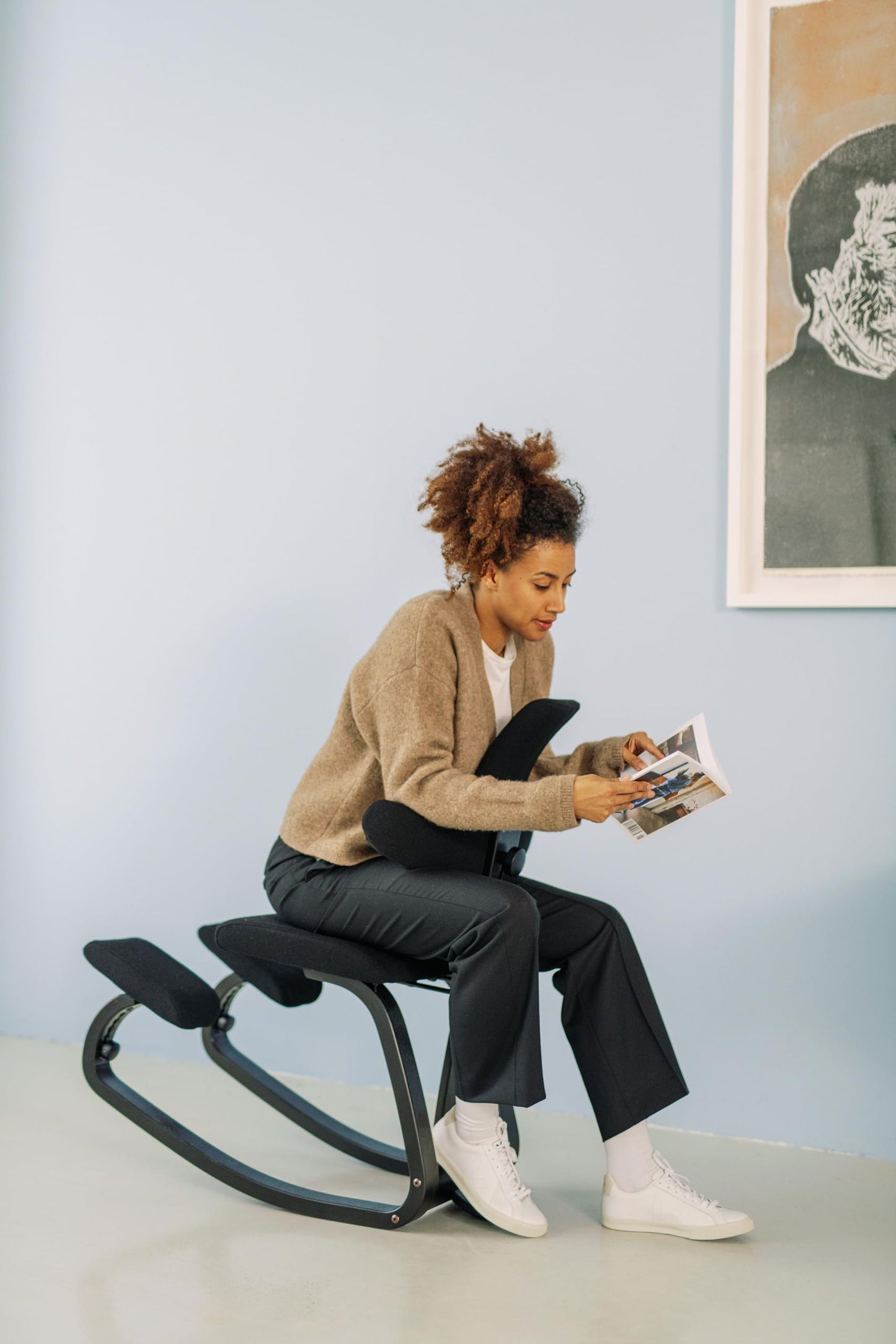 Varier ThatSit Balans Adjustable Ergonomic Kneeling Chair with Backrest, 10-Year Limited Warranty, Designed by Peter Opsvik, Blue/Natural