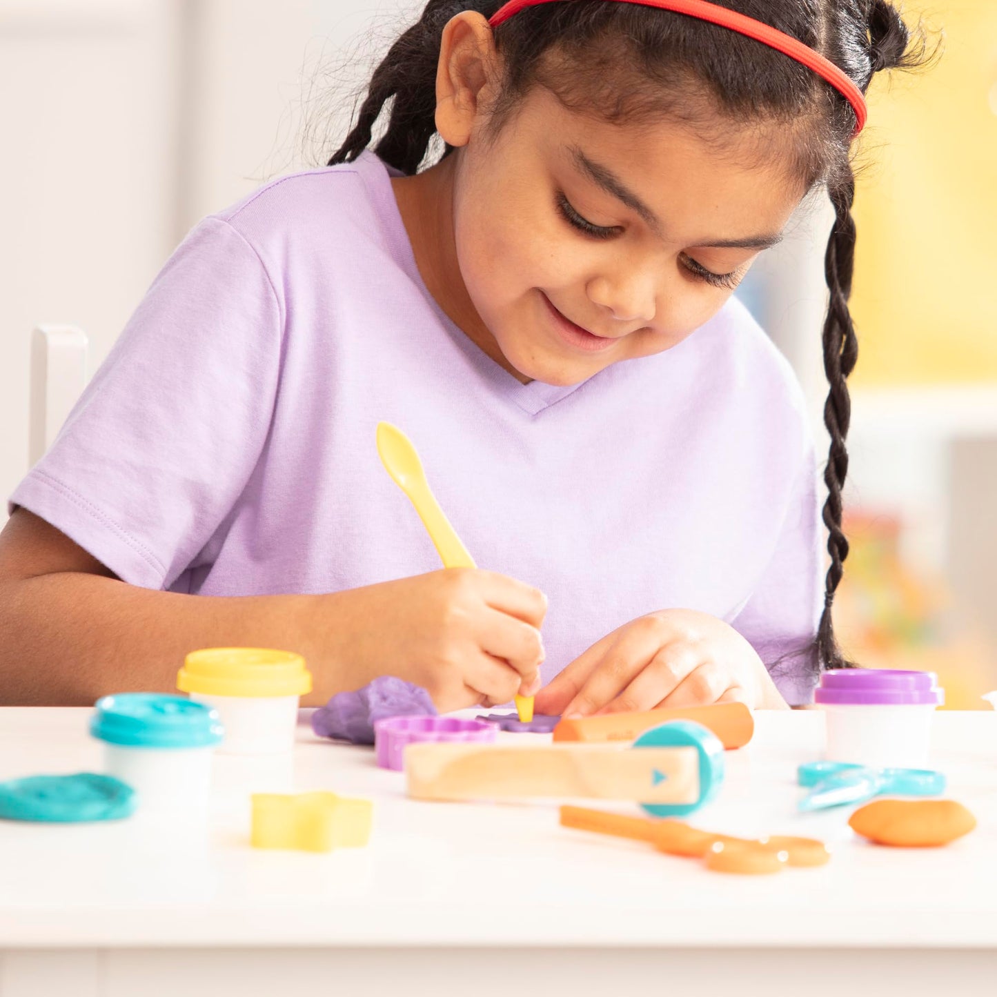 Melissa & Doug Modeling Dough & Sculpting Tools, 8 Tubs of Playdough Modeling Clay with Cutters, Rollers & Molds, Arts & Crafts Kit & Accessories, Preschool Learning Toys for Kids Ages 3+
