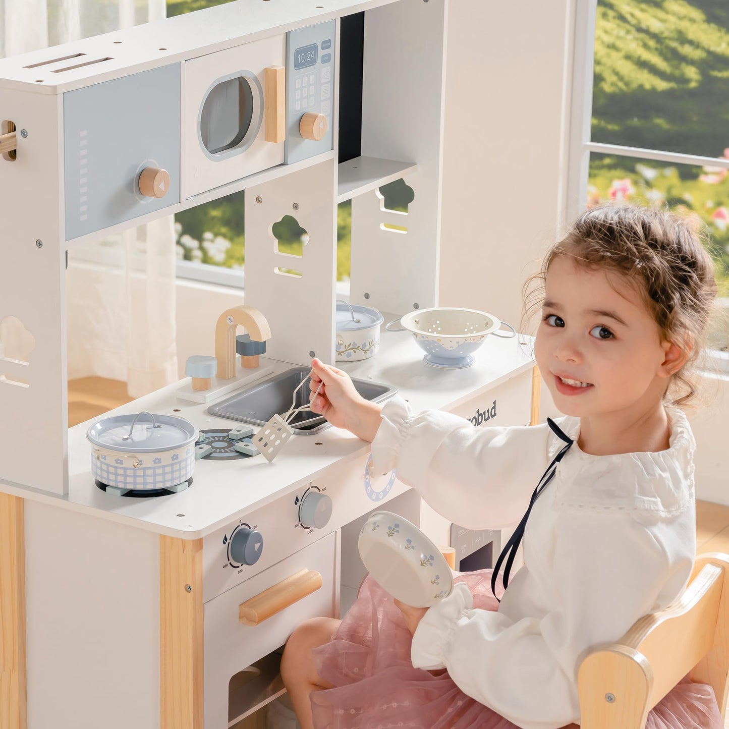 ROBUD Kids Pots and Pans Playset,Kids Kitchen Accessories Pretend Cooking,Cream Blue Pots and Pans Metal, Toddler Kitchen Playset for Boys Girls, Mini Toy Kitchen Accessories(9 Pieces)