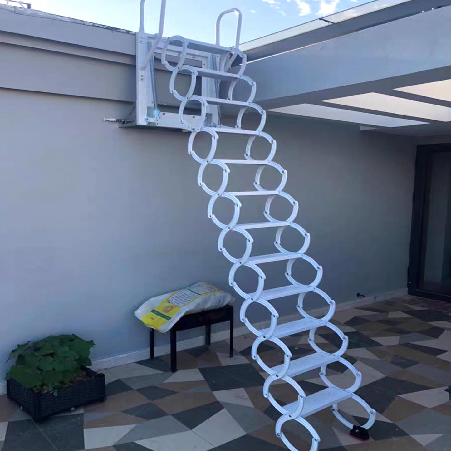 Wall-Mounted Folding Stairs for Attic, Outdoor Attic Ladder Pull Down System, Retractable Loft Ladder with Armrests Handle, 12 Pedal Steps Extension Staircase Up to 600lbs (White, 12 Steps)