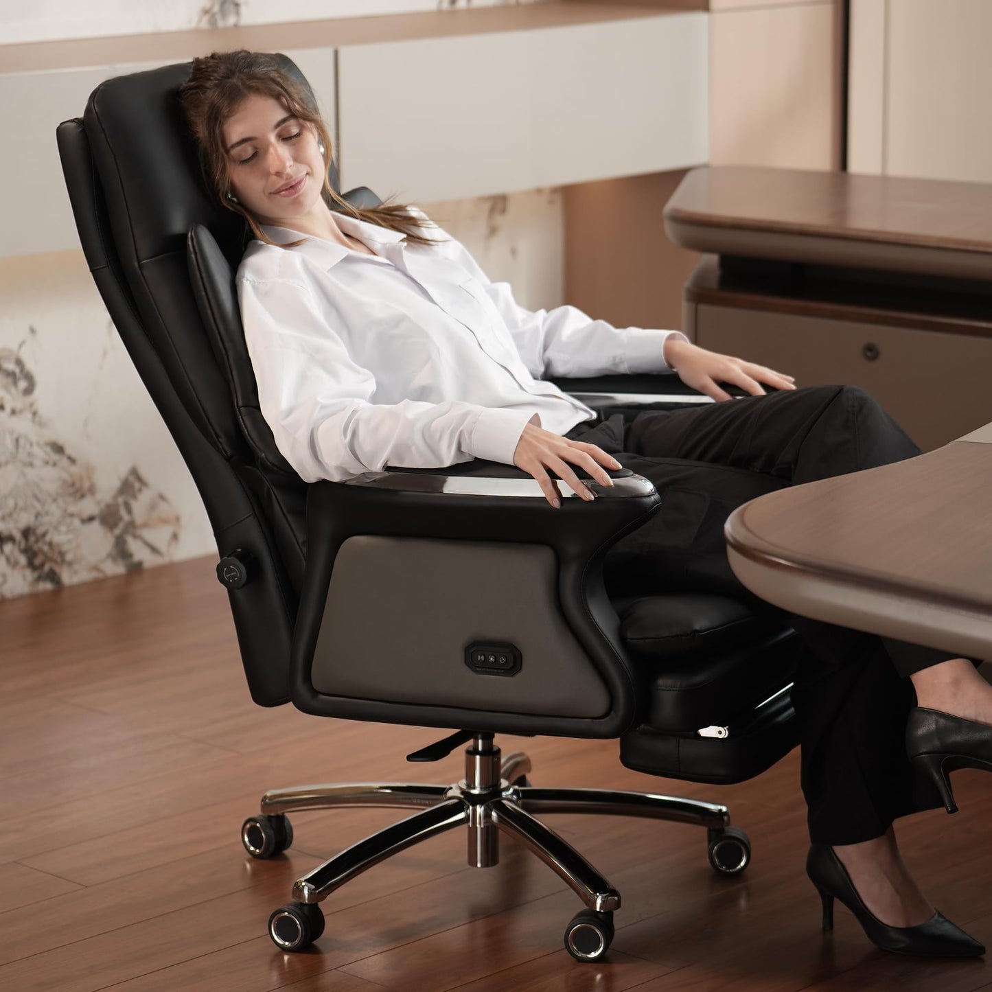 Kinnls Winston Ergonomic Leather Heated Ventilation Classic Luxury Office Chair with Massage, Recliner Executive Desk Chair, Adjustable Tilk Angle (Black)