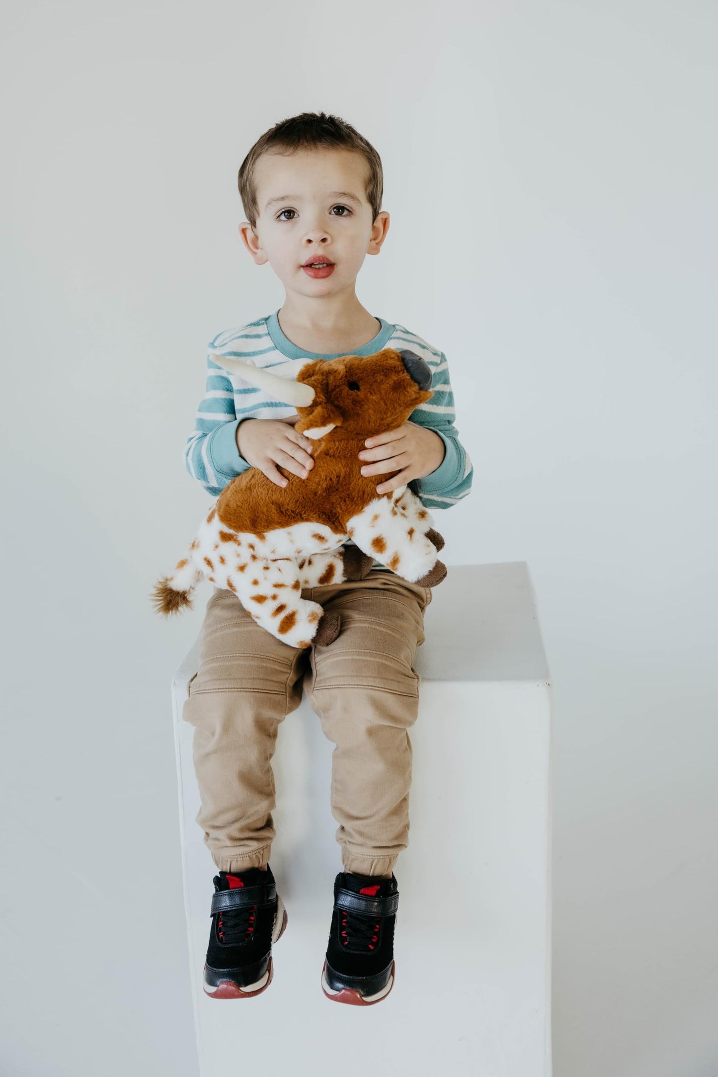 The Petting Zoo Longhorn Stuffed Animal Plushie, Gifts for Kids, Wild Onez Wildlife Animals, Longhorn Plush Toy 12 inches