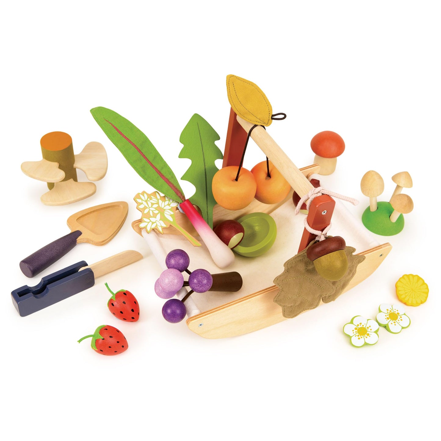 Tender Leaf Toys - Wild Wood Foraging Trug - Wood Nature Play Set with 15 Pretend Forest Finds - Includes Pocket Knife, Trowel, Recipe Leaflet - Encourages Imaginative Play, Sparks Curiosity - Age 3+
