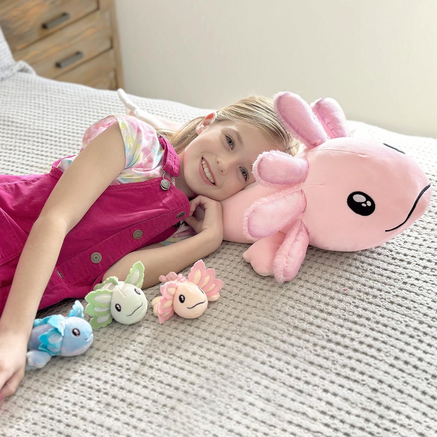 MaoGoLan Axolotl Plush with 3 Babies 33" Cute Stuffed Animals Salamander Plushies 4 PCS, Mom and Baby Plush Toy Set, Soft Axolotl Gifts for Girls Boys Kids Birthday Christmas