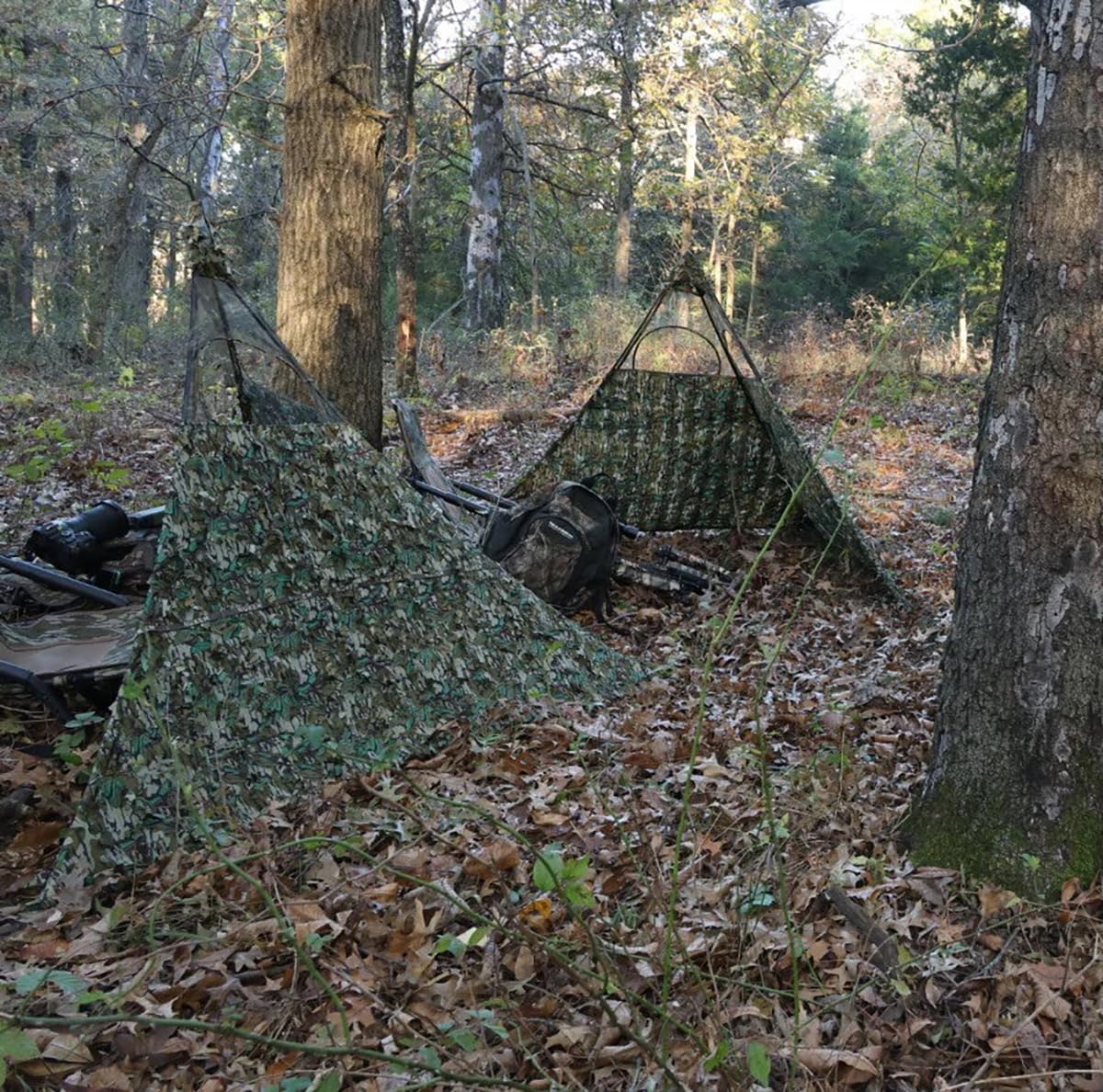 Nukem Grab & Go Hunting Ground Blind - Mossy Oak Greenleaf 3D Leafy - Lightweight Stake-Free Pop Up Turkey & Deer Blind (Regular)