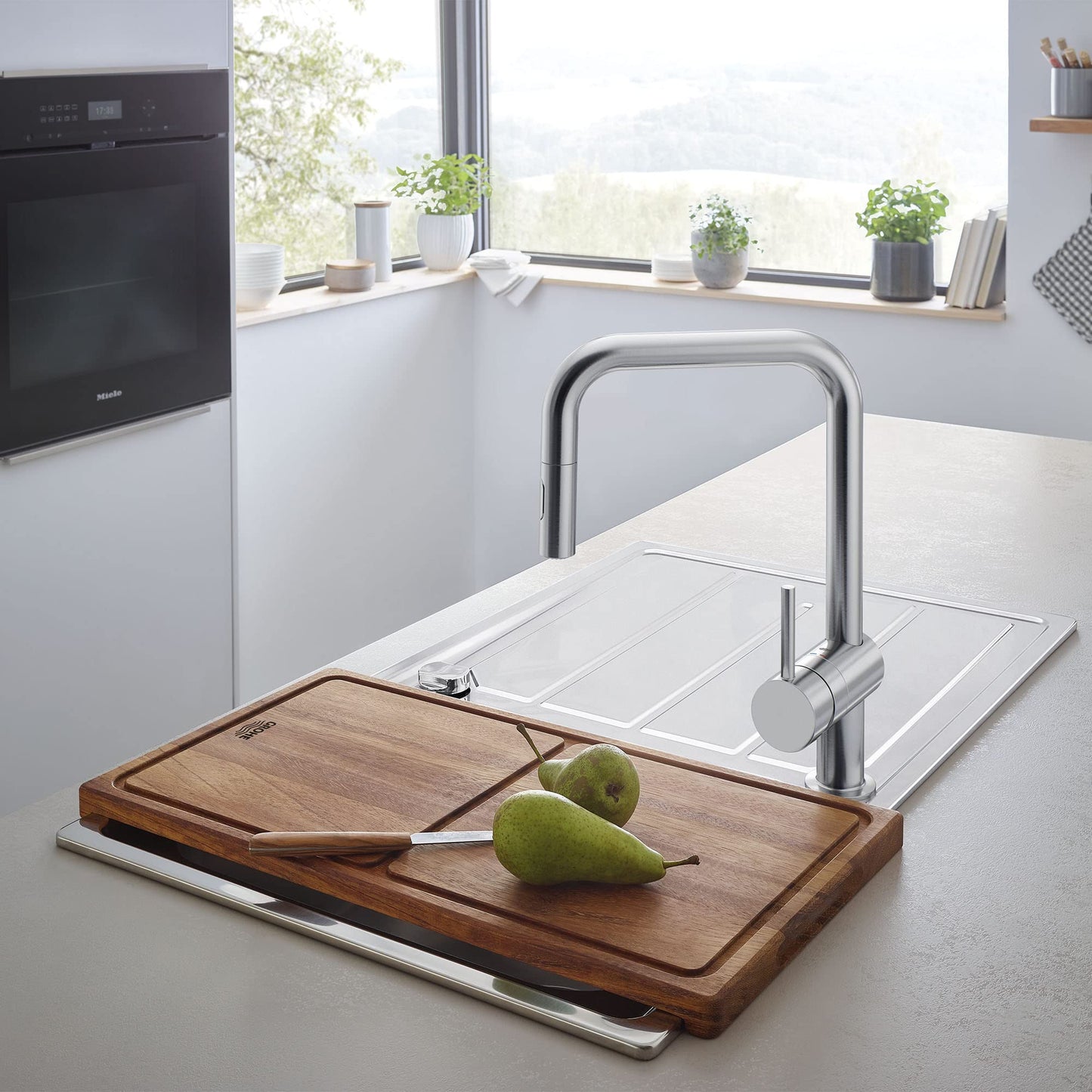 GROHE 32319003 Minta Pull-Down U Kitchen Faucet Chrome