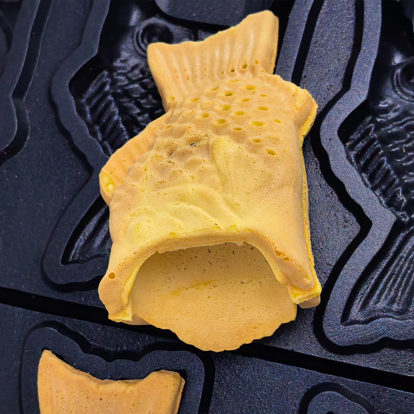 CPVKRY Taiyaki Fish Waffle Maker 110V/Commercial Ice Cream Waffle Maker/Stainless Steel Taiyaki Maker/With 122-572℉ Temp Range and Time Control, Teflon-Coated Baking Pan