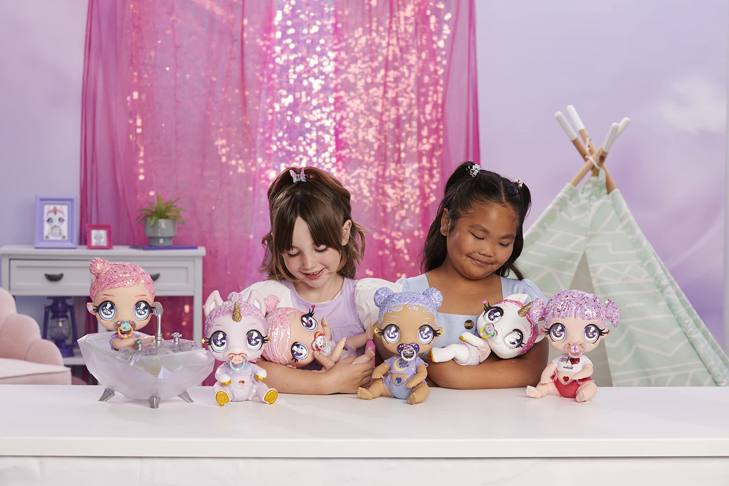 MGA Entertainment Glitter Babyz Selena Stargazer Baby Doll 3 Magical Color Changes, Pastel Purple Glitter Hair, Moon & Stars Outfit, Diaper, Bottle, Pacifier Accessories Gift for Kids, Ages 3 4 5+