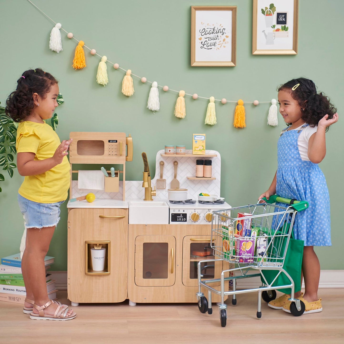 Teamson Kids Little Chef Cyprus Play Kitchen Set for Toddlers with 14 Accessories, Wooden Toy Cooking Playset for Kids Ages 1-8, Montessori Cooking Station, Light Oak/White Pretend Kitchen