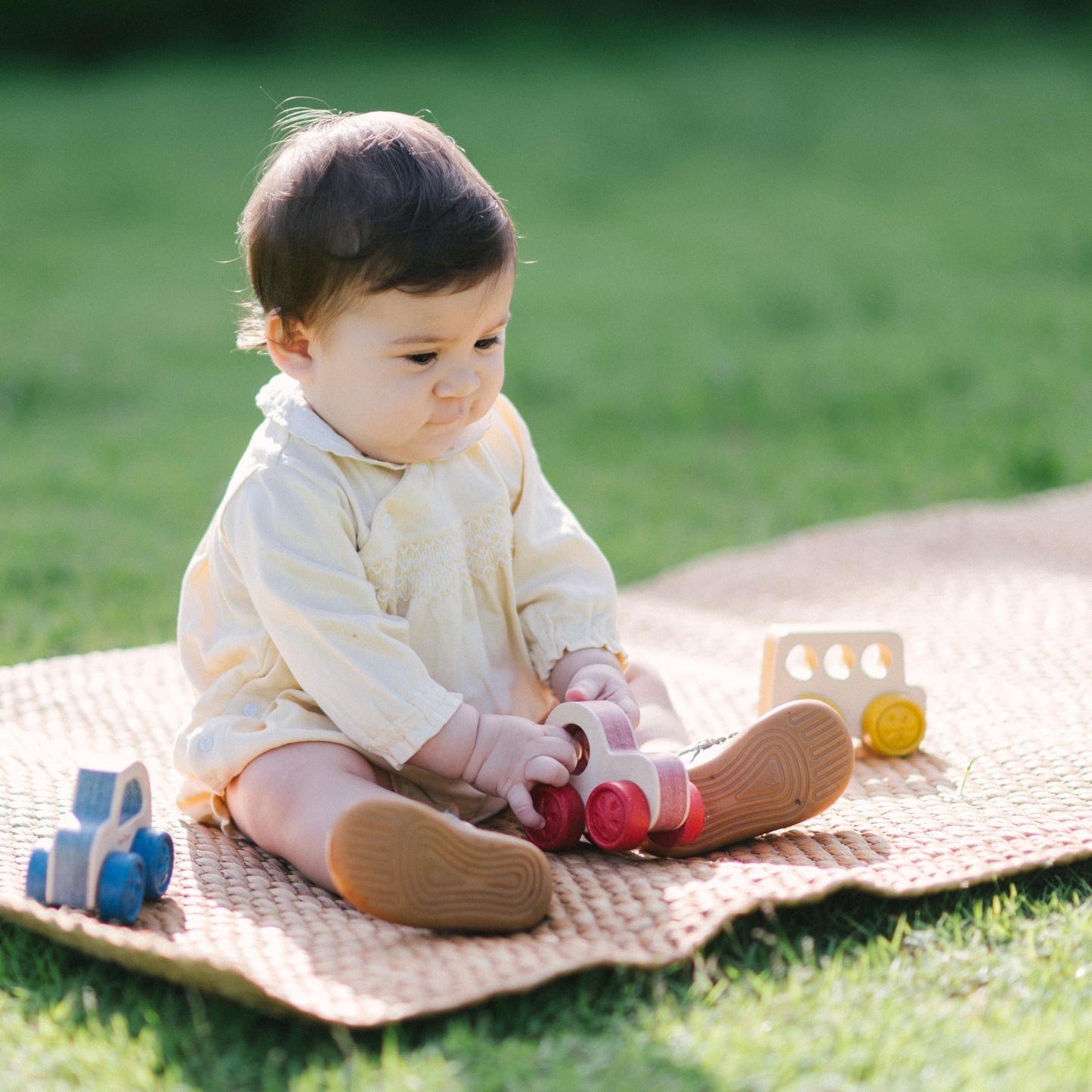 PlanToys® Timber Trail Cruiser Wooden Montessori Movement and Balance Toy | Gross Motor, Coordination and Cause & Effect Early Learning Activity | Eco Friendly Outdoor Adventure Ride-On