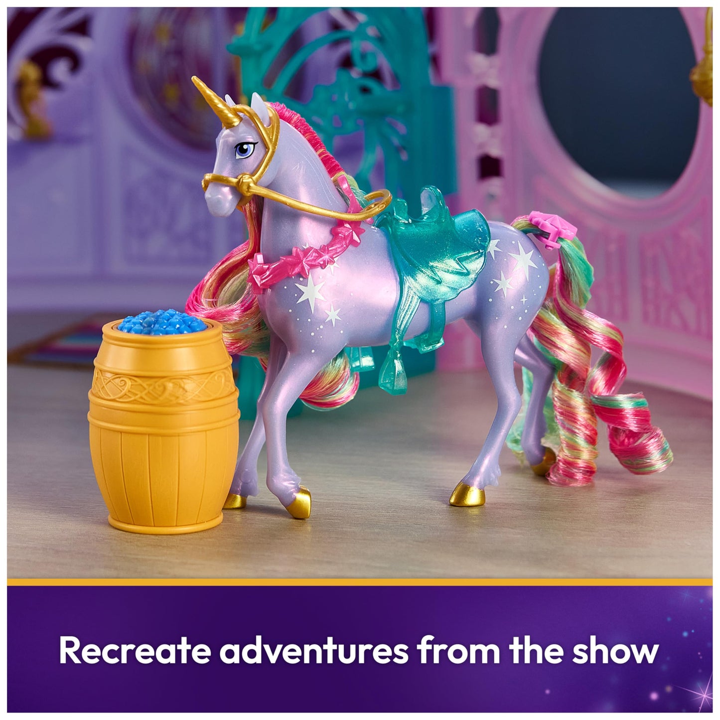 Unicorn Academy, Starglow Fountain & Stable Playset with Wildstar, Lights & Sounds, 24 Accessories, Dolls & Unicorn Toys for Girls Ages 4 and up