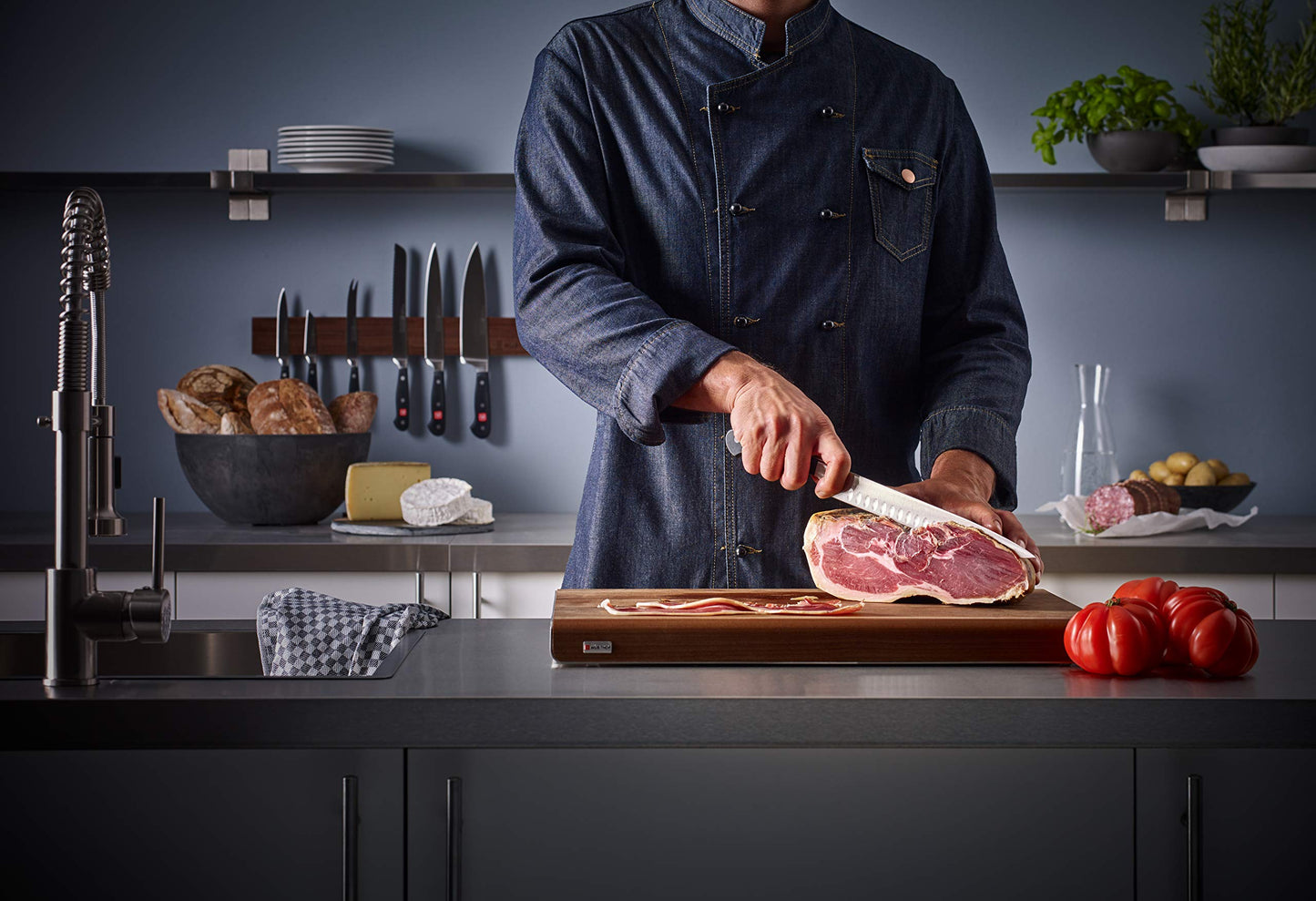 WÜSTHOF Classic 6" Chef's Knife, Black, Stainless Steel