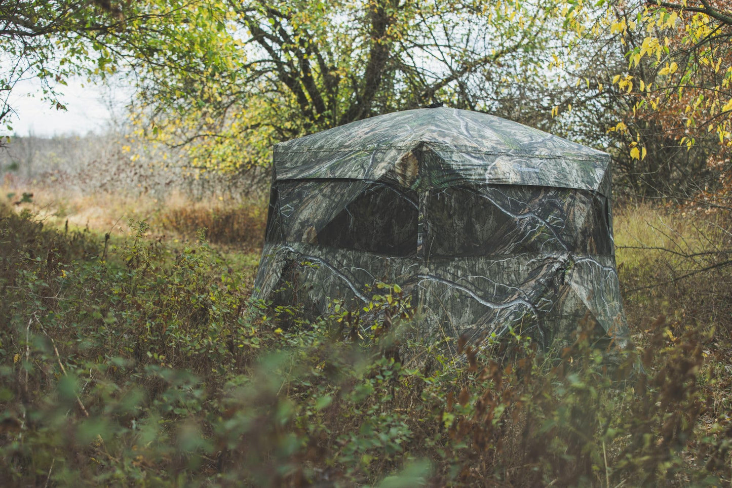 Ameristep Banshee Wide Bottom Extreme / 75X75X66 Footprint / 80" Shooting Width / 66" Height / MO Country DNA XL