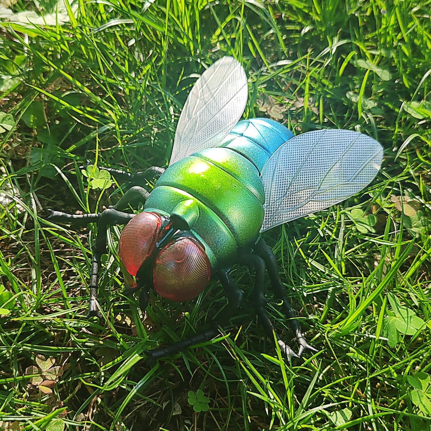 Tipmant Realistic RC Flies Remote Control Insect Animal Vehicle Car Prank Toys Pet Cat Dog Teasing Kid Birthday Gifts