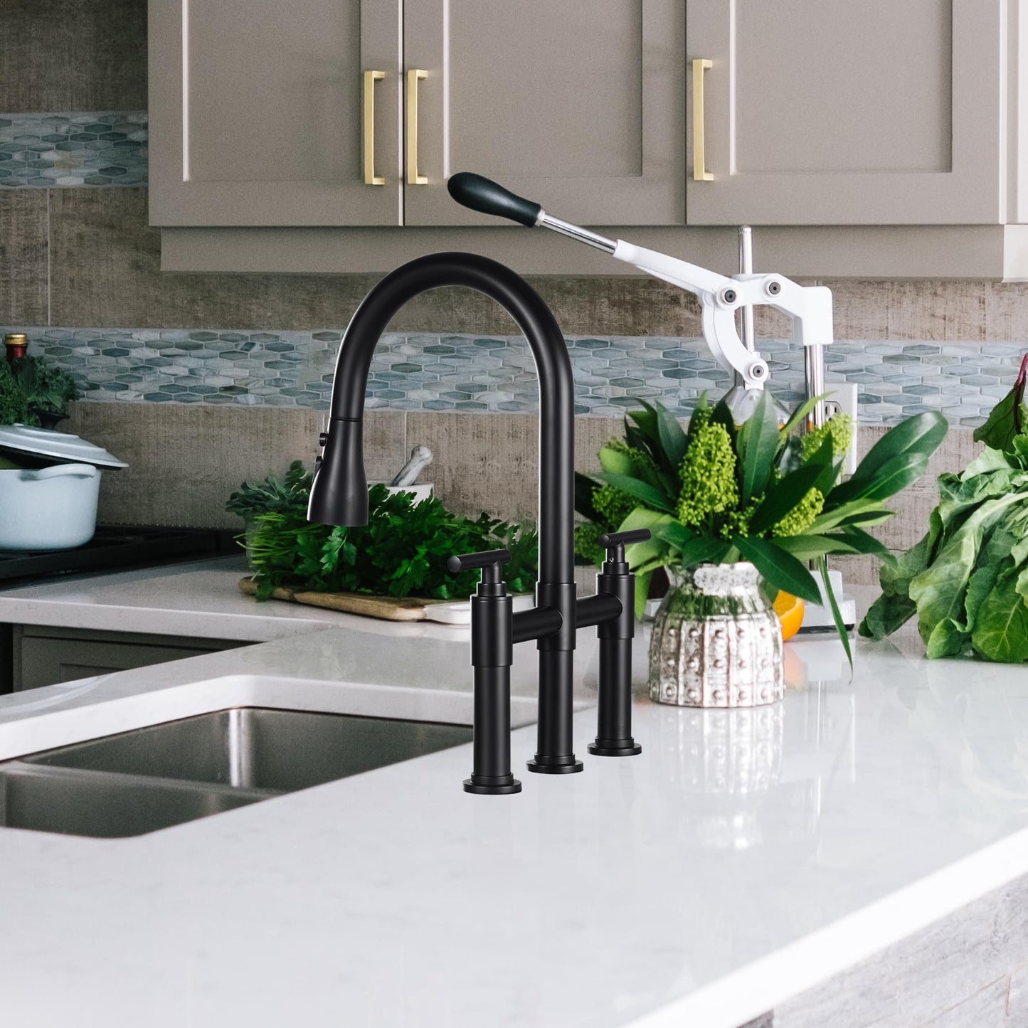 ARRISEA Bridge Kitchen Faucet with 3 Mode Pull-Down Sprayer 2 Handle 8 Inch Faucet for Kitchen Sinks 3 Hole Kitchen Sink Faucet, Fingerprint Resistant Spot Free Matte Black
