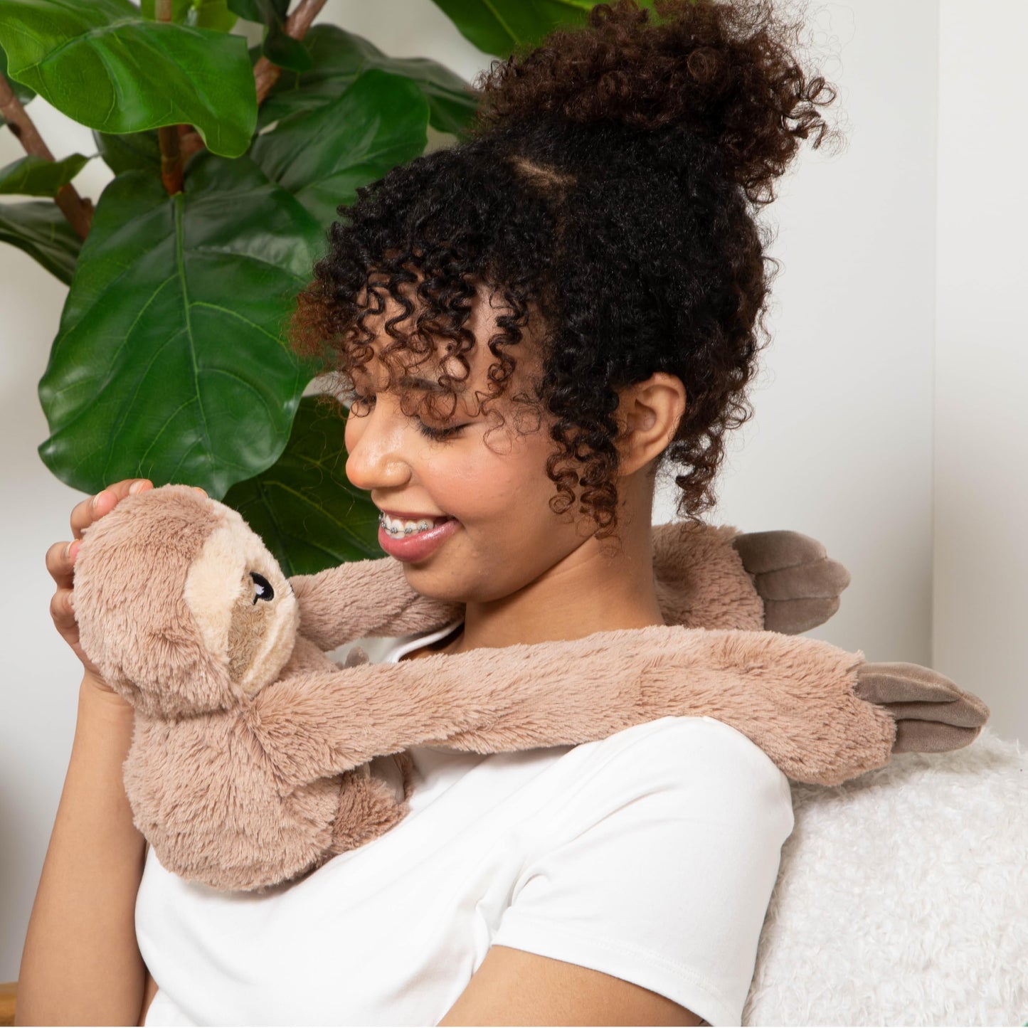 HUGIMALS Hugarounds Sawyer the Sloth 2.5 lb Microwaveable & Freezable Weighted Plush Neck & Shoulder Wrap | Soothing, Comforting Hugs for Self-Care & Relaxation | Unscented for Ages 2+