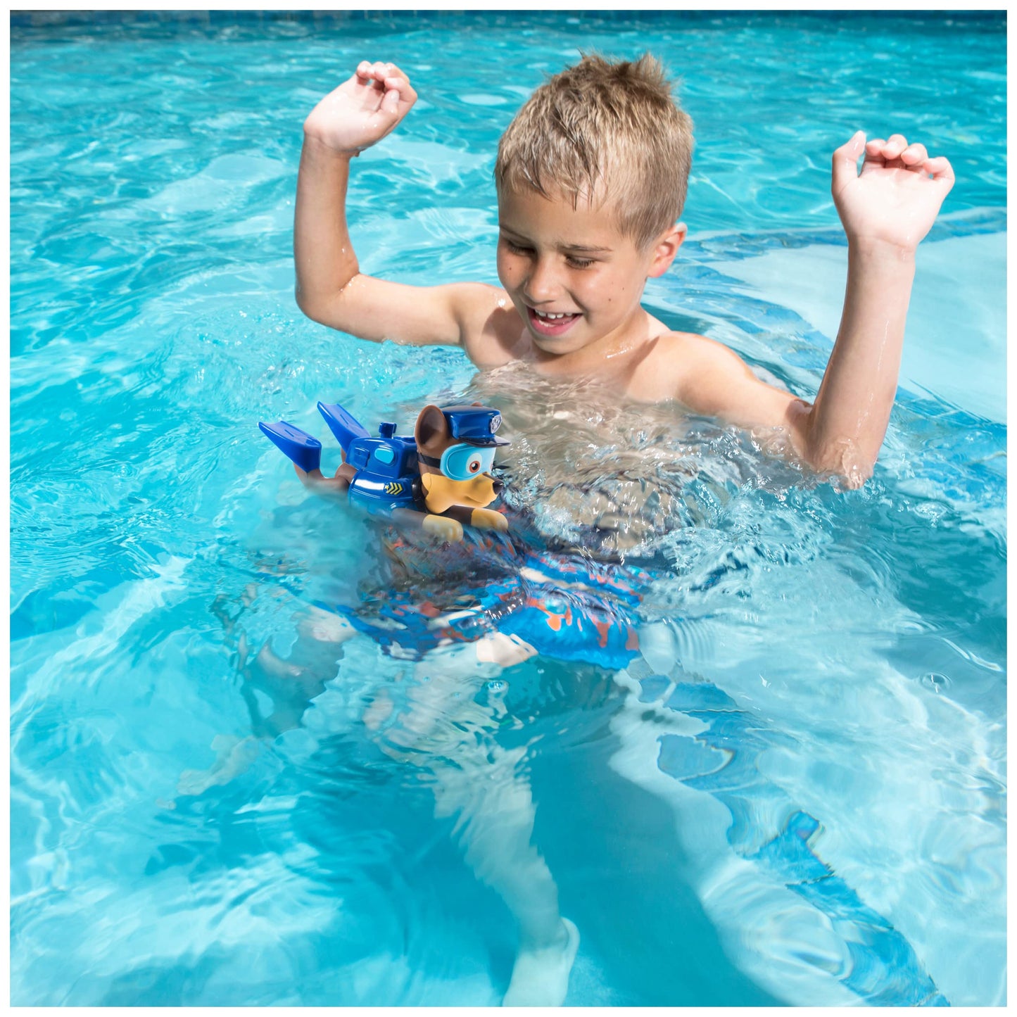 SwimWays Paw Patrol Paddlin' Pups Pool Toys & Outdoor Games, Bath Toys & Pool Party Supplies for Kids Aged 4 & Up, No Batteries Required, Chase