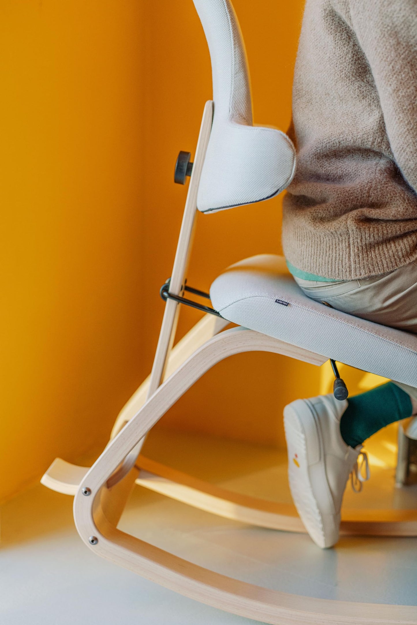 Varier ThatSit Balans Adjustable Ergonomic Kneeling Chair with Backrest, 10-Year Limited Warranty, Designed by Peter Opsvik, Blue/Natural
