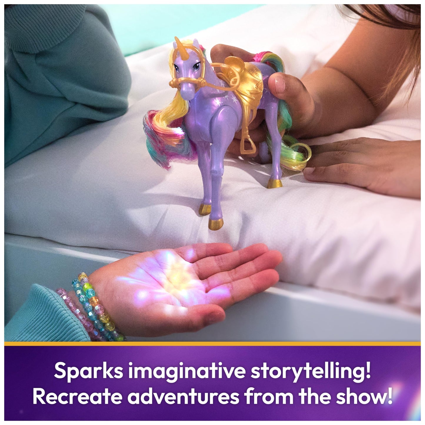 Unicorn Academy, Sophia & Light Magic Wildstar with Rainbow Light-up Effects, 2 Riding Accessories, Dolls & Unicorn Toys for Girls Ages 4 and up