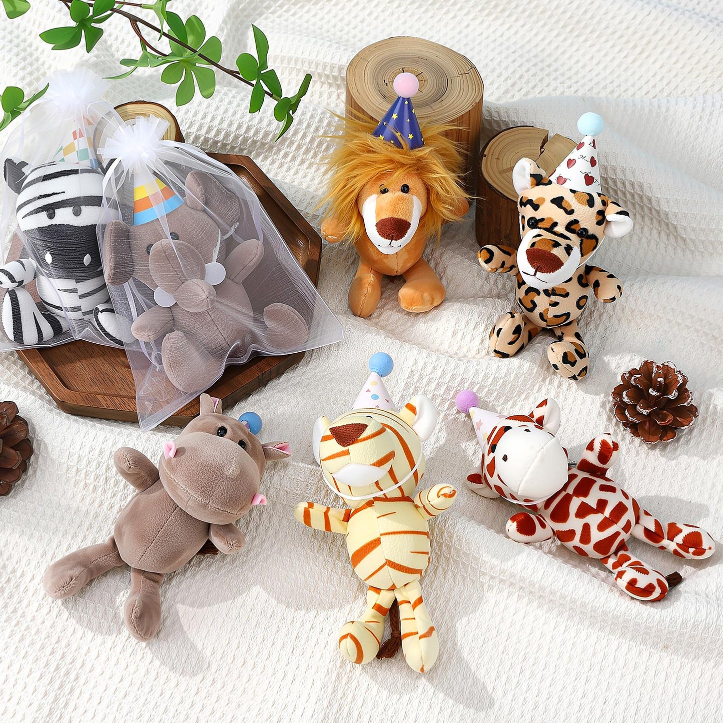 Guiqulai 14 Pcs Mini Jungle Animal Plush Toys Set, Including 14 Pcs Stuffed Safari Forest Animals with Birthday Hats, Organza Bag for Birthday Favor Theme Party
